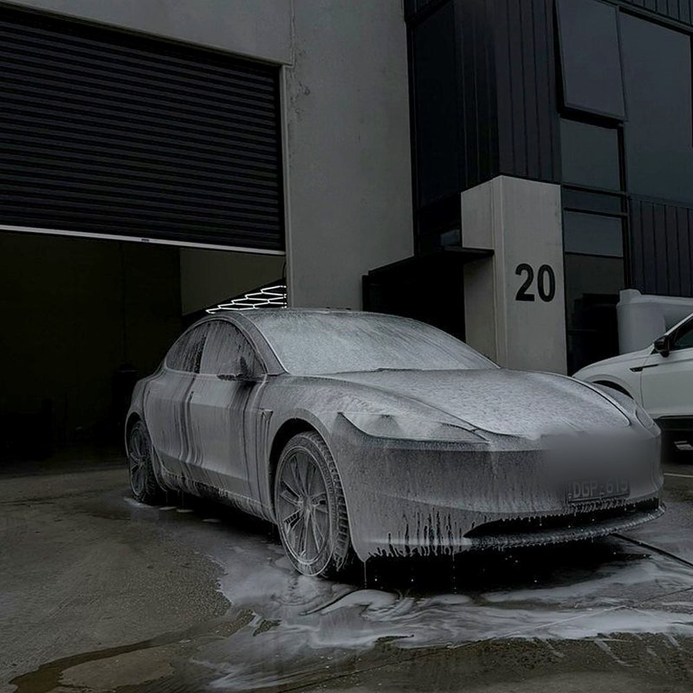 Snow foam wash at The Detail Lab Epping